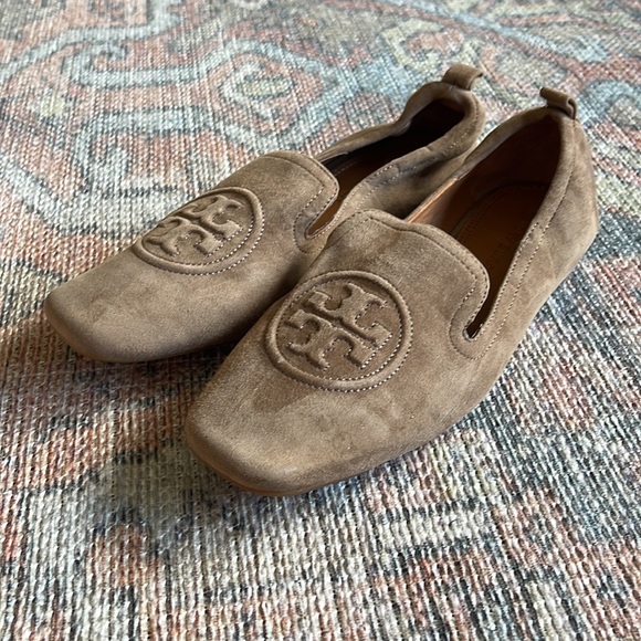 🆕 Tory Burch Leigh Logo Loafer - Picture 4 of 7